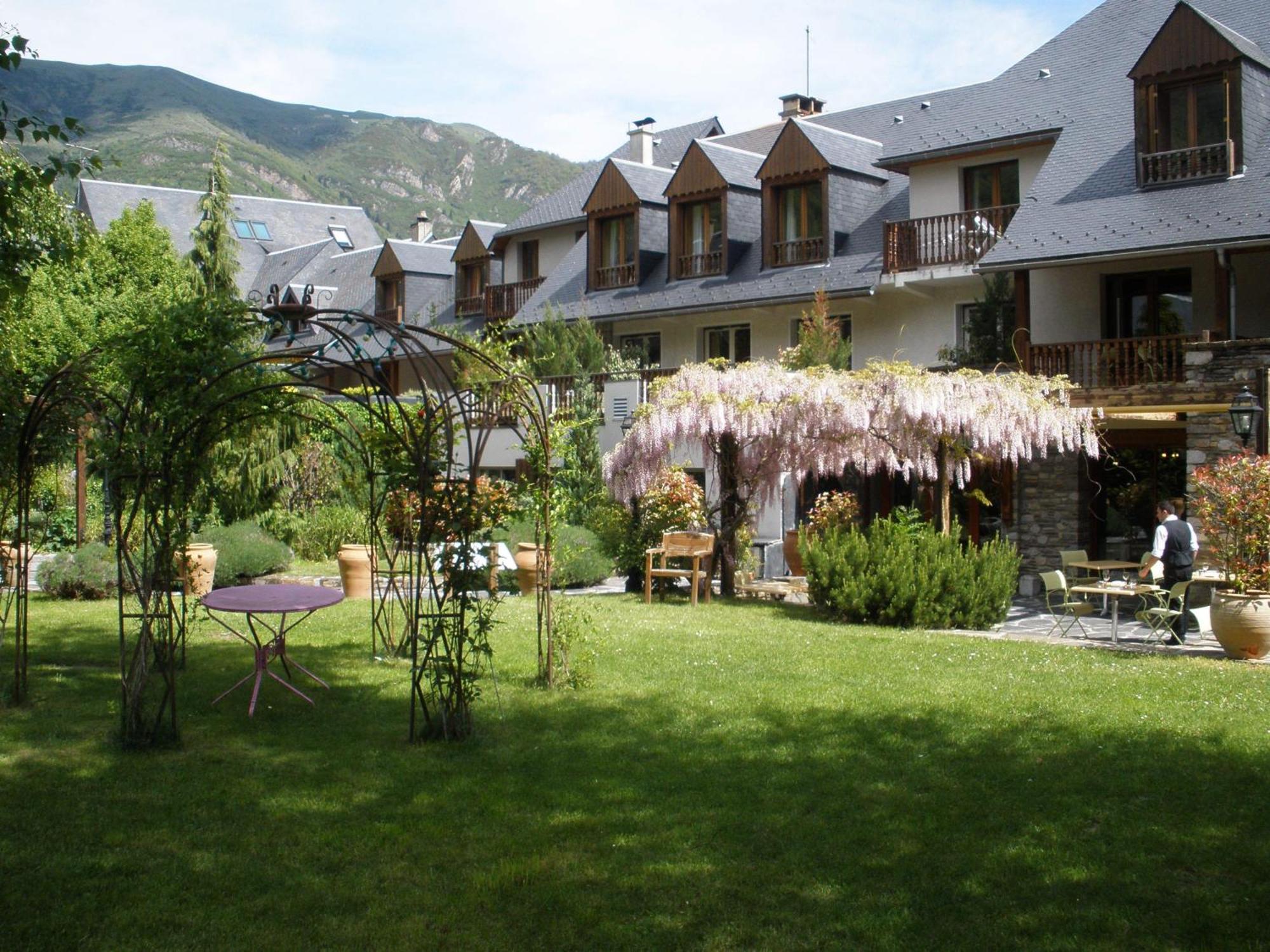 Hotel Mir Saint-Lary-Soulan Ngoại thất bức ảnh